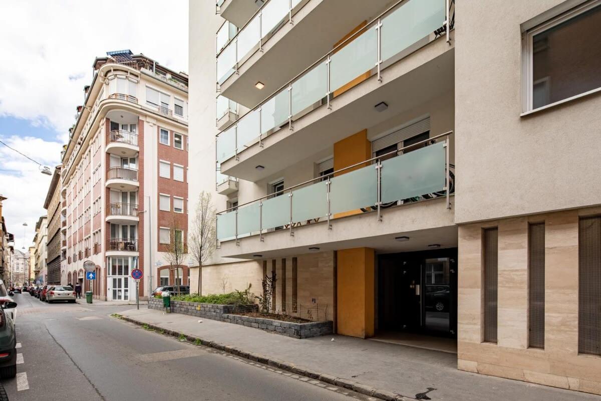 - Terrace - Modern * Budapest