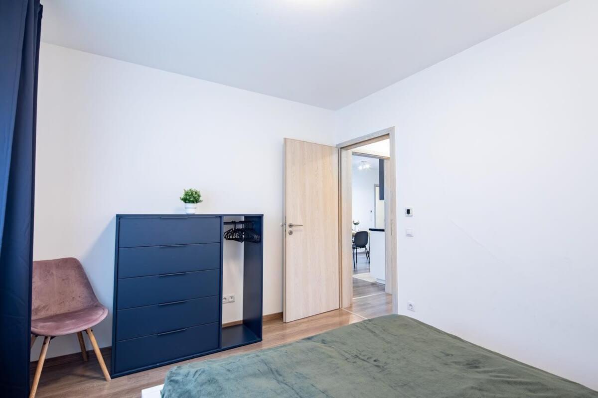 - Terrace - Modern Apartman *