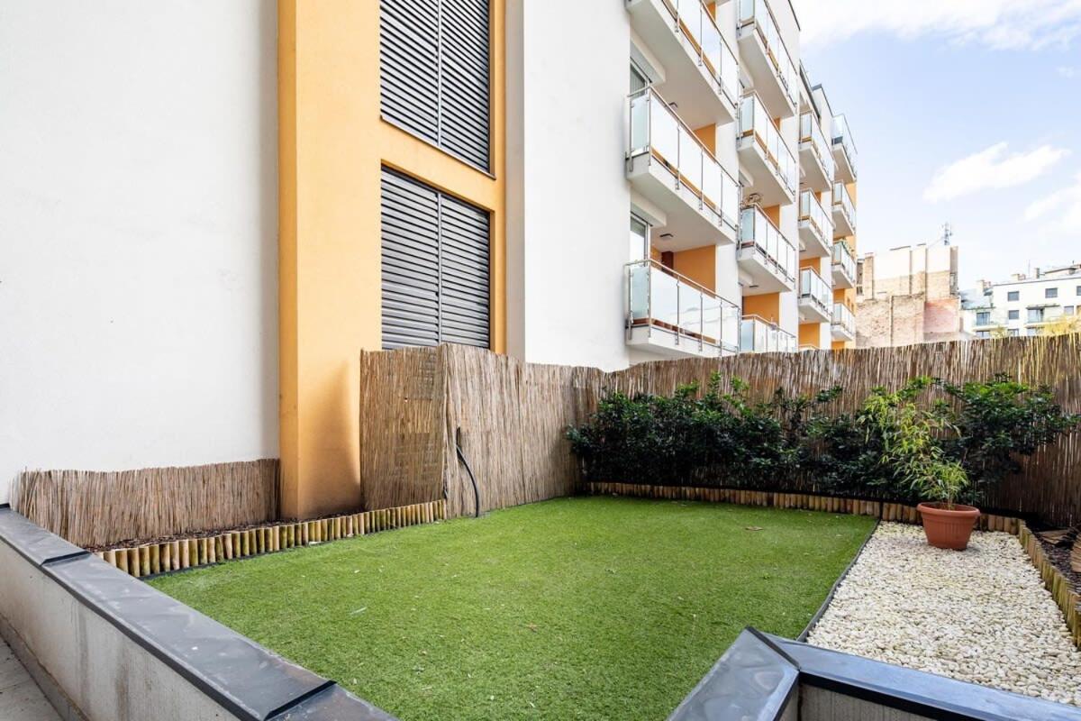 - Terrace - Modern Apartamento Budapest